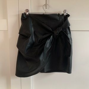 Express black leather skirt